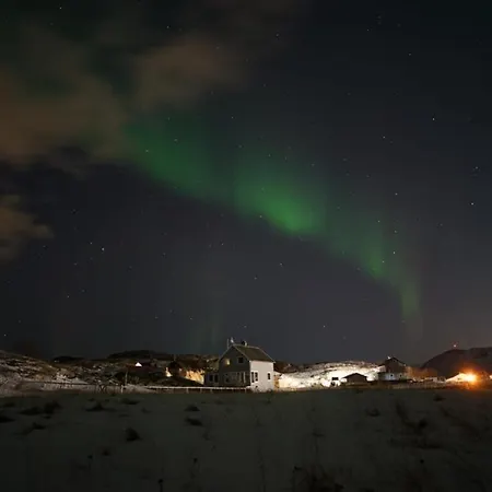 Idyllic And Peaceful Family Holiday home Tromso